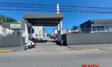 Excelente Apartamento 2 dormitório(s) em Pachecos - Palhoça