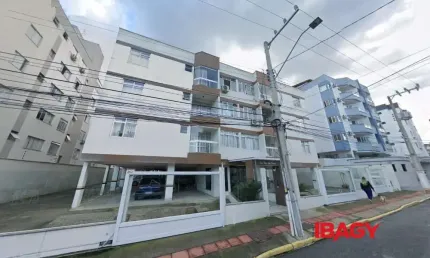 Excelente apartamento 2 dormitório(s) em abraão - florianópolis