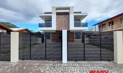 Casa com 3 quartos para alugar na Servidão João Basílio da Cunha, 33, Ribeirão da Ilha, Florianópolis, 150 m2 por R$ 4.750