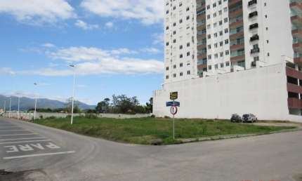 Terreno comercial para alugar na Rua Najla Carone Guedert, 00, Pagani, Palhoça, 583 m2 por R$ 4.000