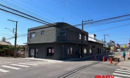 Ponto comercial para alugar na Rua Emídio Francisco da Silva, 43, Ipiranga, São José, 110 m2 por R$ 4.900