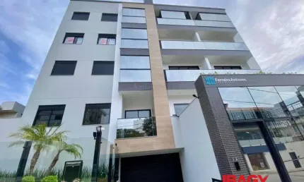 Excelente Apartamento 2 dormitório(s) em Coqueiros - Florianópolis