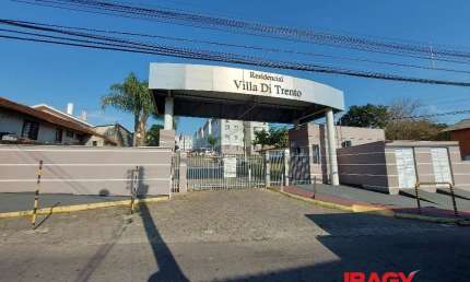Apartamento com 2 quartos para alugar na Rua Amaro Damásio, 110, Bom Viver, Biguaçu, 41 m2 por R$ 1.300