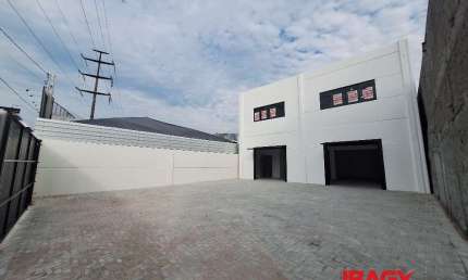 Barracão / Galpão / Depósito para alugar na São Bento, 124, Capoeiras, Florianópolis, 312 m2 por R$ 11.500