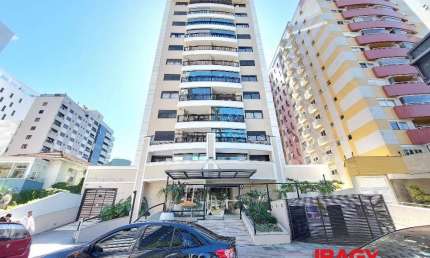 Excelente Apartamento 3 dormitório(s) em Centro - Florianópolis