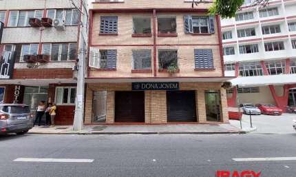 Sala comercial com 3 salas para alugar na Praça Hercílio Luz, 628, Centro, Florianópolis, 70 m2 por R$ 2.000