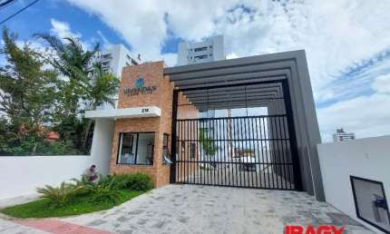Apartamento com 2 quartos para alugar na Rua Sebastiana Coutinho, 216, Areias, São José, 65 m2 por R$ 2.550