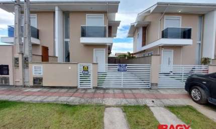 Casa com 2 quartos para alugar na Rua Paulo Manoel dos Santos, 58, Pinheira, Palhoça, 68 m2 por R$ 2.900