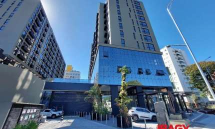 Apartamento com 1 quarto para alugar na Rua Professora Maria Flora Pausewang, 131, Trindade, Florianópolis, 35 m2 por R$ 4.000