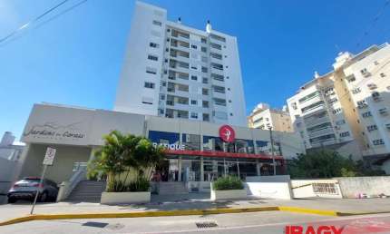 Apartamento com 2 quartos para alugar na Rua João Meirelles, 1298, Abraão, Florianópolis, 68 m2 por R$ 4.000