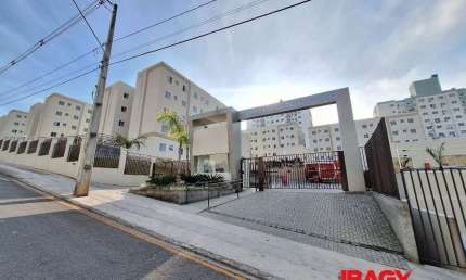 Excelente Apartamento 2 dormitório(s) em Areias - São José