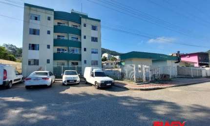 Excelente Apartamento 2 dormitório(s) em Potecas - São José