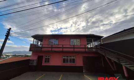 Kitnet / Stúdio para alugar na Rua Luiz Fagundes, 2600, Picadas do Sul, São José, 45 m2 por R$ 1.680