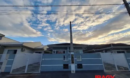Casa com 2 quartos para alugar na RUA Lídia Hames Huller, 288, Forquilhas, São José, 46 m2 por R$ 2.400