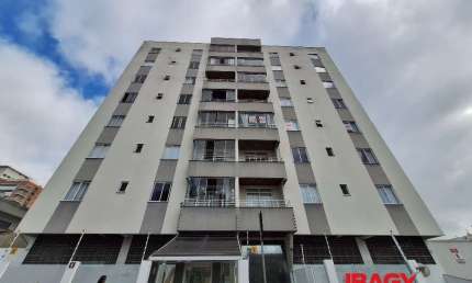 Apartamento com 3 quartos para alugar na Rua Coronel Américo, 1640, Barreiros, São José, 85 m2 por R$ 3.600