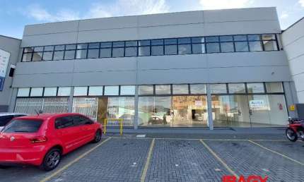 Ponto comercial para alugar na Rua Padre João Batista Réus, 1402, Caminho Novo, Palhoça