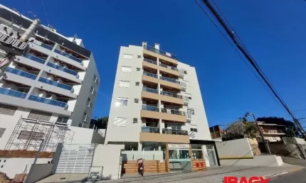 Excelente Apartamento 3 dormitório(s) em Itacorubi - Florianópolis