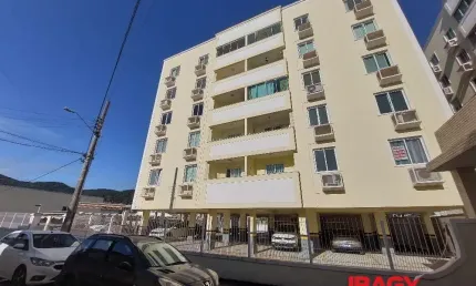 Excelente Apartamento 2 dormitório(s) em Córrego Grande - Florianópolis