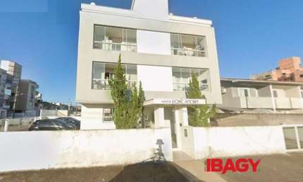 Apartamento com 2 quartos para alugar na Rua João Manoel Garcia, 111, Nova Palhoça, Palhoça, 47 m2 por R$ 1.800