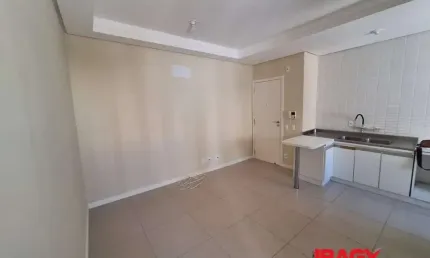 Apartamento com 2 quartos para alugar na Rua Frei Caneca, 405, Agronômica, Florianópolis, 61 m2 por R$ 3.950