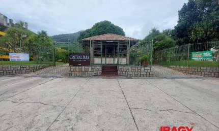 Excelente Apartamento 3 dormitório(s) em Saco Grande - Florianópolis