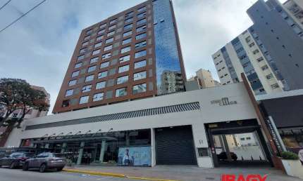 Oportunidade! Salas/Conjuntos em Centro - Florianópolis
