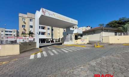 Apartamento com 2 quartos para alugar na Rua Zioni Berkbroc, 477, Real Parque, São José, 48 m2 por R$ 1.800