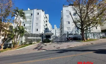 Excelente Apartamento 2 dormitório(s) em Carvoeira - Florianópolis