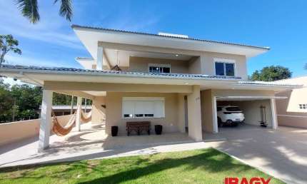 Casa com 4 quartos para alugar na Sao Jorge, 177, Alto Arroio, Imbituba, 400 m2 por R$ 8.000
