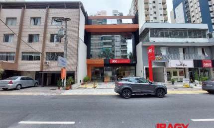 Apartamento com 1 quarto para alugar na Rua Desembargador Arno Hoeschl, 243, Centro, Florianópolis, 33 m2 por R$ 4.200