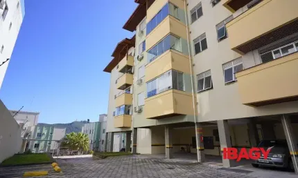 Excelente Apartamento 2 dormitório(s) em Córrego Grande - Florianópolis