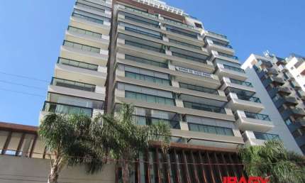 Apartamento com 2 quartos para alugar na Rua Desembargador Arno Hoeschl, 290, Centro, Florianópolis, 72 m2 por R$ 6.500