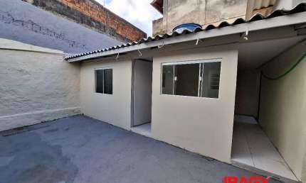Excelente Kitnet 1 dormitório(s) em Jardim Janaina - Biguaçu