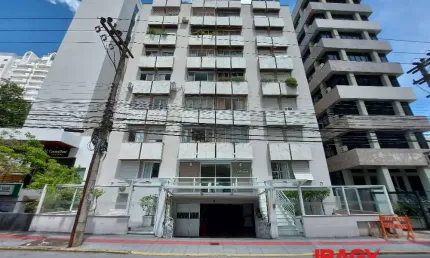 Excelente Apartamento 2 dormitório(s) em Centro - Florianópolis
