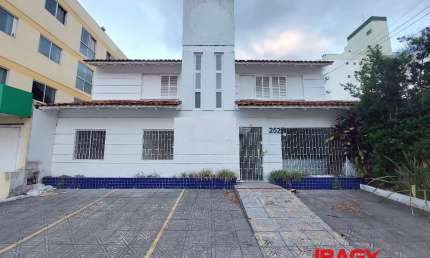 Casa comercial para alugar na Rua Presidente Gama Rosa, 311, Trindade, Florianópolis