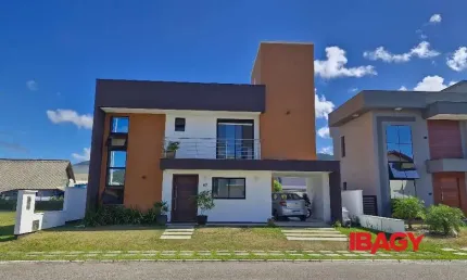 Excelente Casa 3 dormitório(s) em São João do Rio Vermelho - Florianópolis