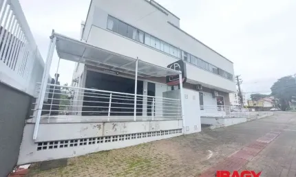 Oportunidade! Loja em CORREGO GRANDE - FLORIANOPOLIS
