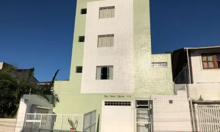 Excelente Apartamento 2 dormitório(s) em Barreiros - São José