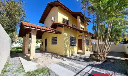 Casa com 2 quartos para alugar na Rua da Lagoinha Pequena, 312, Rio Tavares, Florianópolis, 100 m2 por R$ 6.600