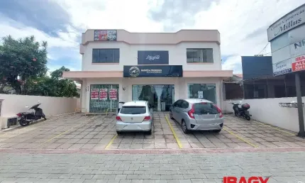 Ponto comercial para alugar na Rua Caetano Silveira de Matos, 2527, Centro, Palhoça