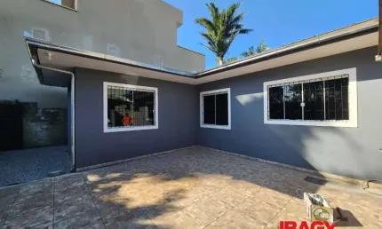 Casa com 3 quartos para alugar na Servidão Garapuvu do Sul, 526, Morro das Pedras, Florianópolis