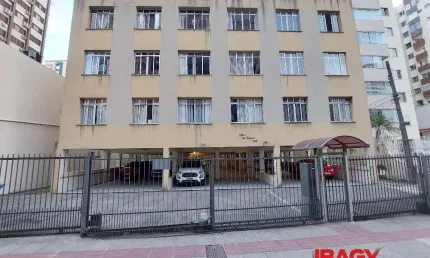 Excelente apartamento 2 dormitório(s) em centro - florianópolis