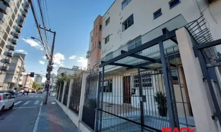 Excelente Apartamento 1 dormitório(s) em Kobrasol - São José