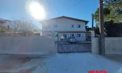 Excelente apartamento 2 dormitório(s) em praia de fora - palhoça