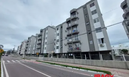 Excelente apartamento 2 dormitório(s) em abraão - florianópolis