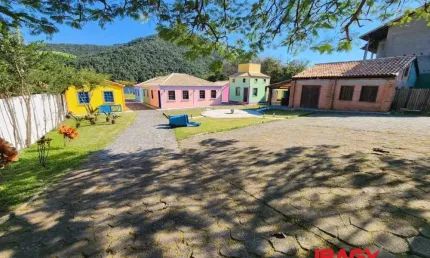 Excelente casa 0 dormitório(s) em são joão do rio vermelho - florianópolis