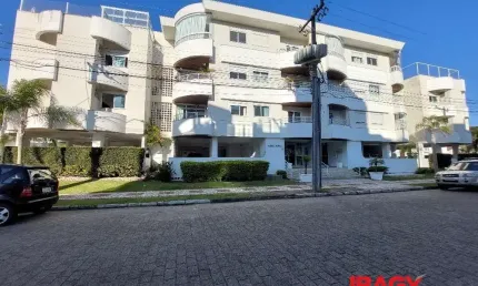Casa com 3 quartos para alugar na Rua dos Surubins, 107, Jurerê, Florianópolis