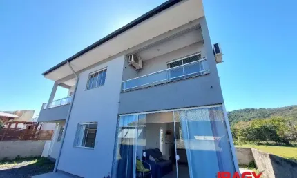 Excelente casa 2 dormitório(s) em campeche - florianopolis