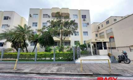 Apartamento com 3 quartos para alugar na Rua Lauro Linhares, 739, Trindade, Florianópolis, 82 m2 por R$ 3.000