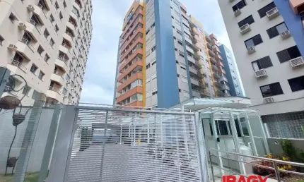 Excelente Apartamento 3 dormitório(s) em Centro - Florianópolis